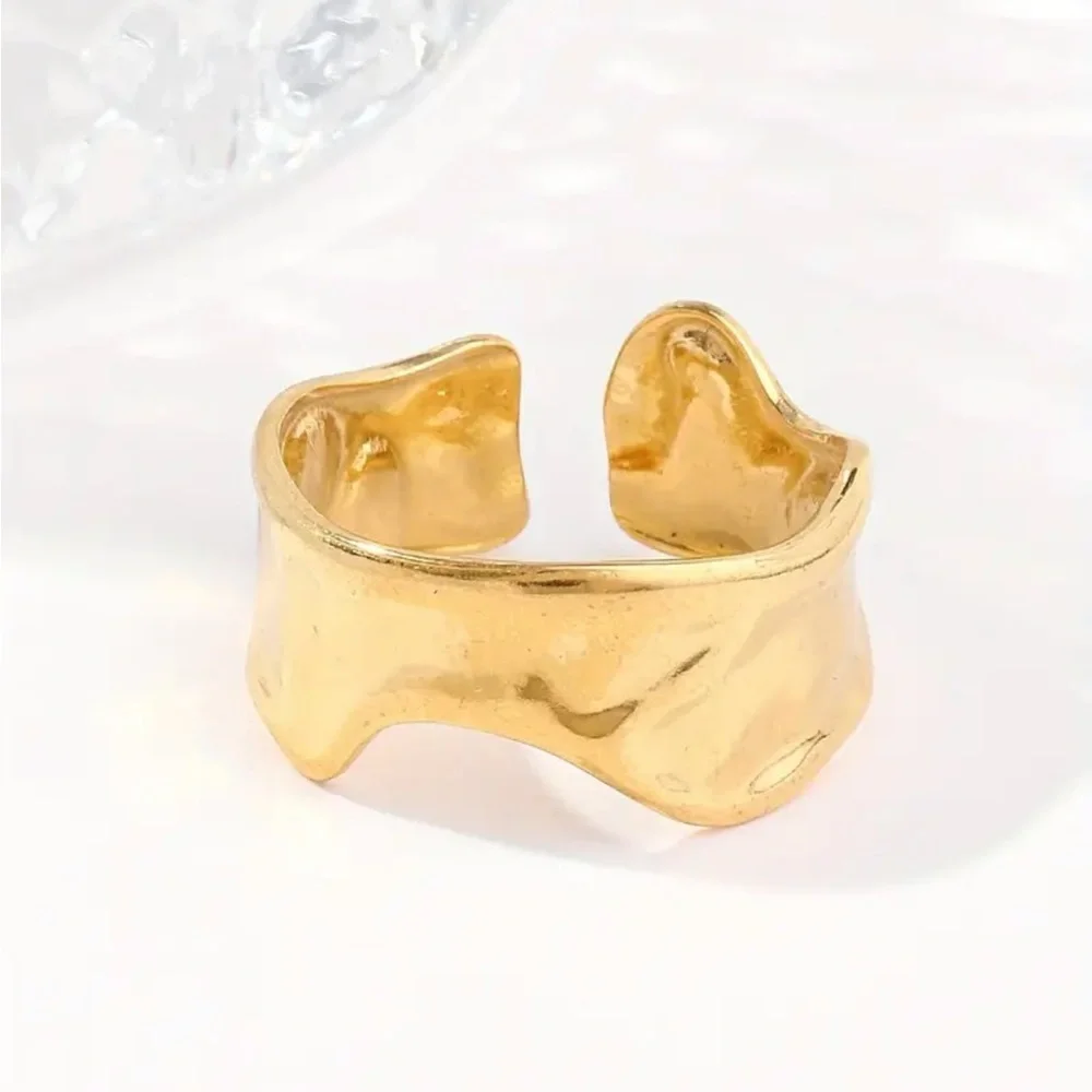 Gold Tone Sculptural Cuff Bracelet Modern Minimalist Statement Jewelry NWT